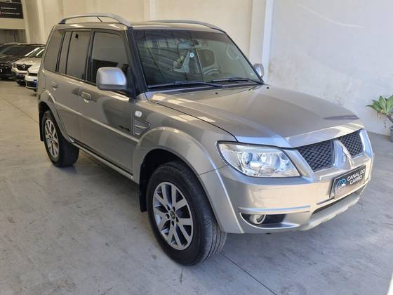 MITSUBISHI PAJERO TR4 2.0 4X4 16V 140CV FLEX 4P AUTOMÁTICO